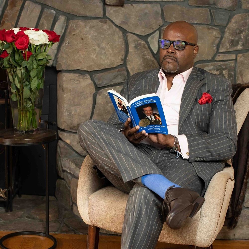 Meet your Posher, Gregory